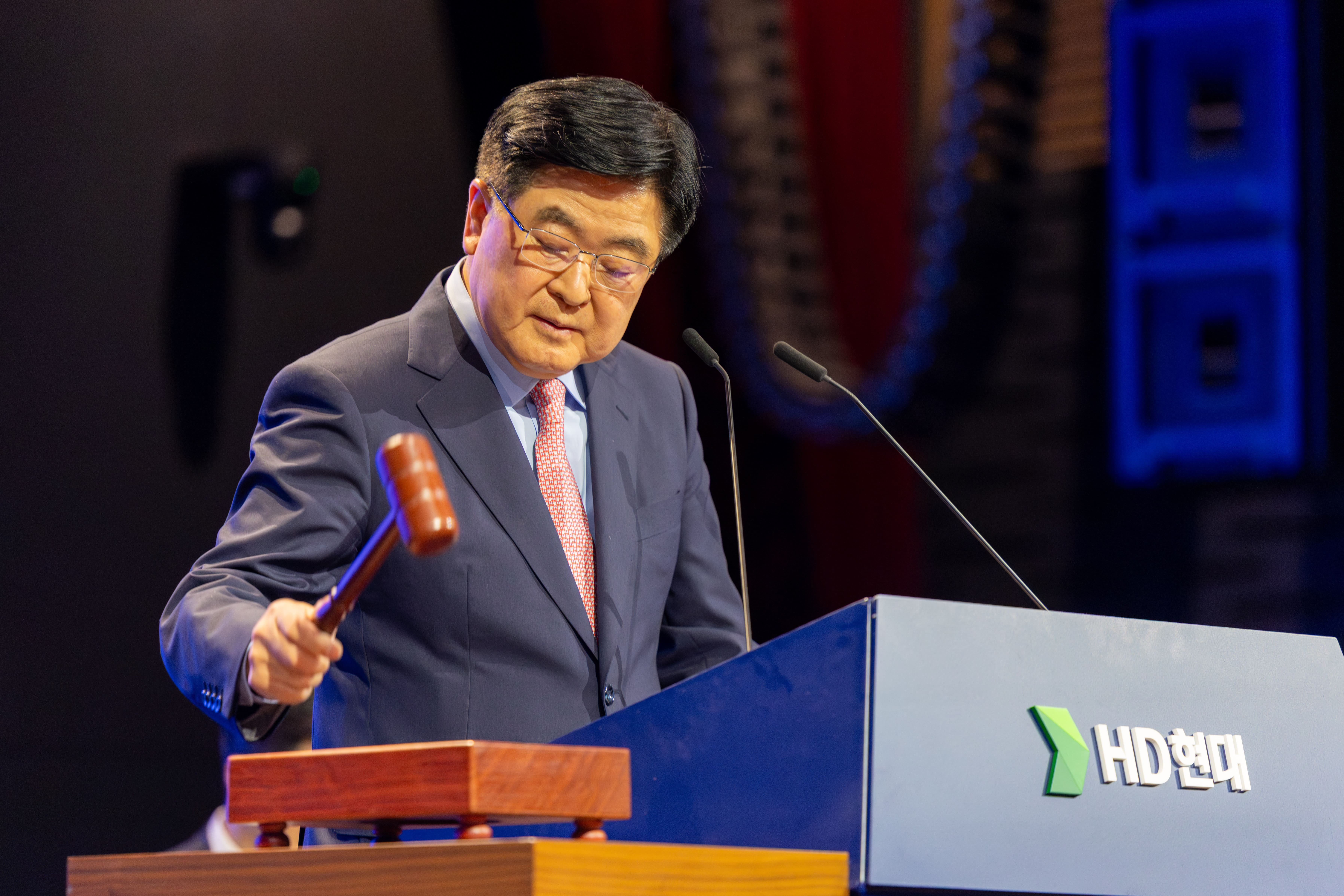 사진2_HD현대는 정기선 회장 등이 참석한 가운데 31일 경기도 판교 HD현대 글로벌R&D센터에서 ‘제9기 정기 주주총회’를 개최했다 (1).jpg