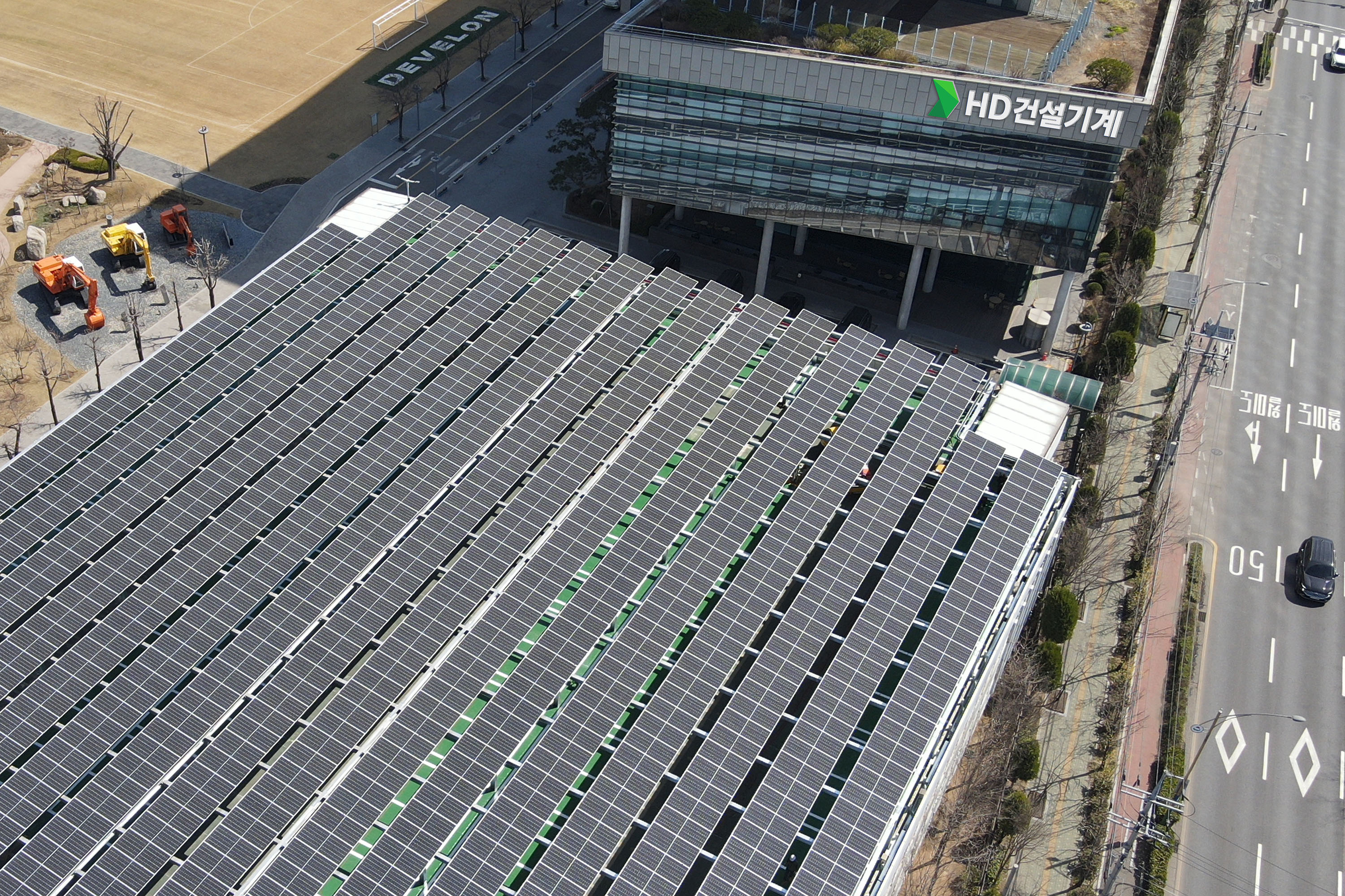 HD Construction Equipment Expands Renewable Energy Procurement to Accelerate 2040 RE100 Target